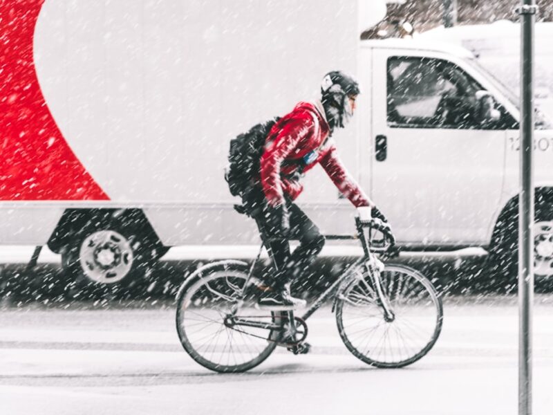 S'habiller à vélo par temps froid : kit complet 5-10°C
