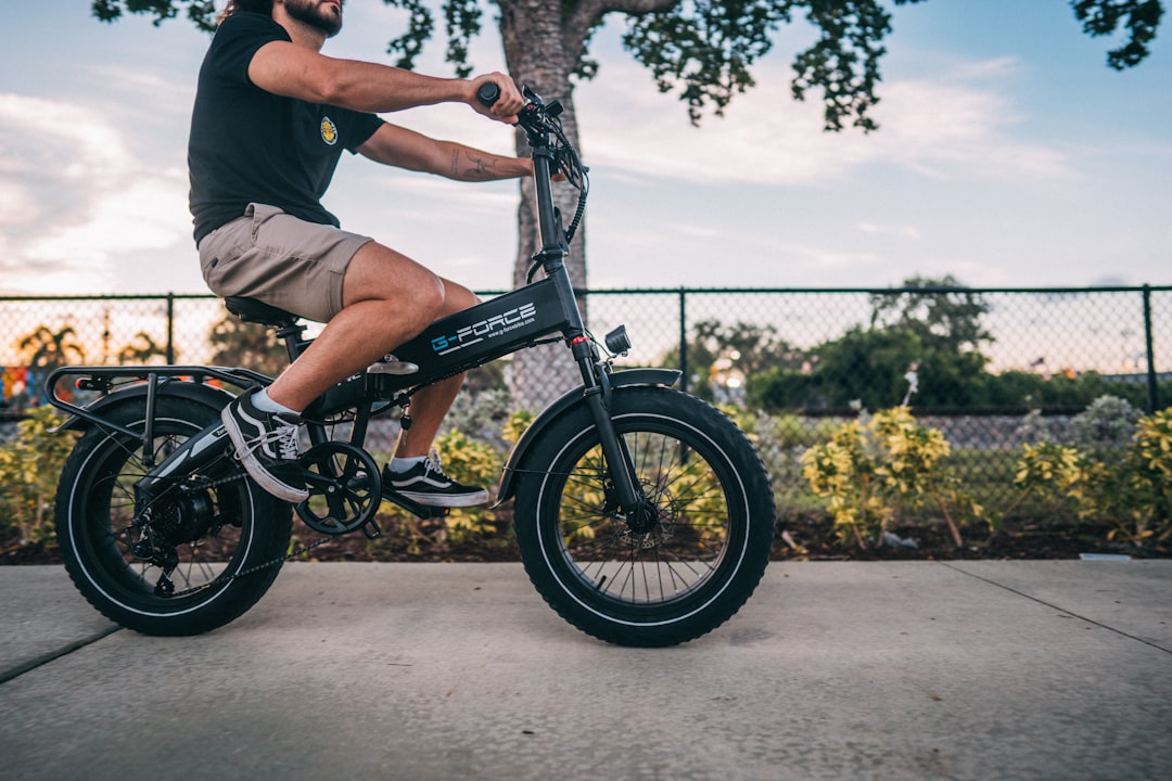 Choisir un vélo électrique pliant en 2026 : guide complet